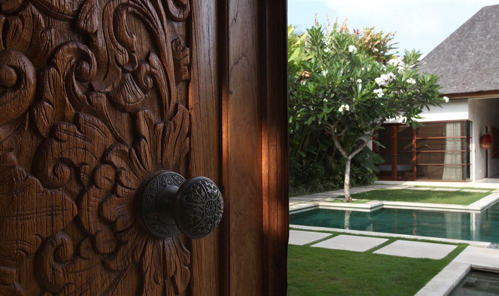 Nyaman Villas Seminyak Exterior foto